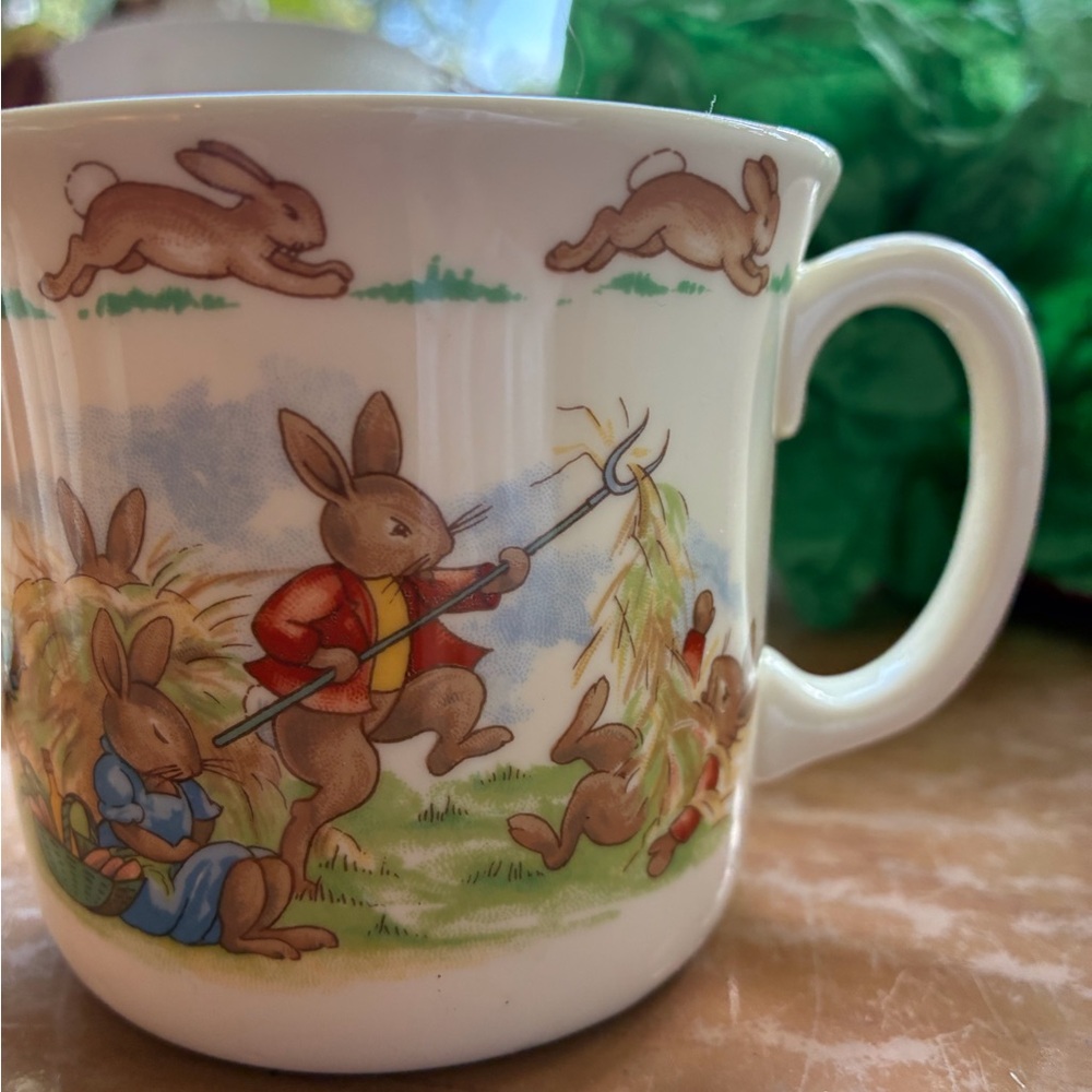Royal Doulton Bunnykins Box - Beige with Teal & Pink Lettering